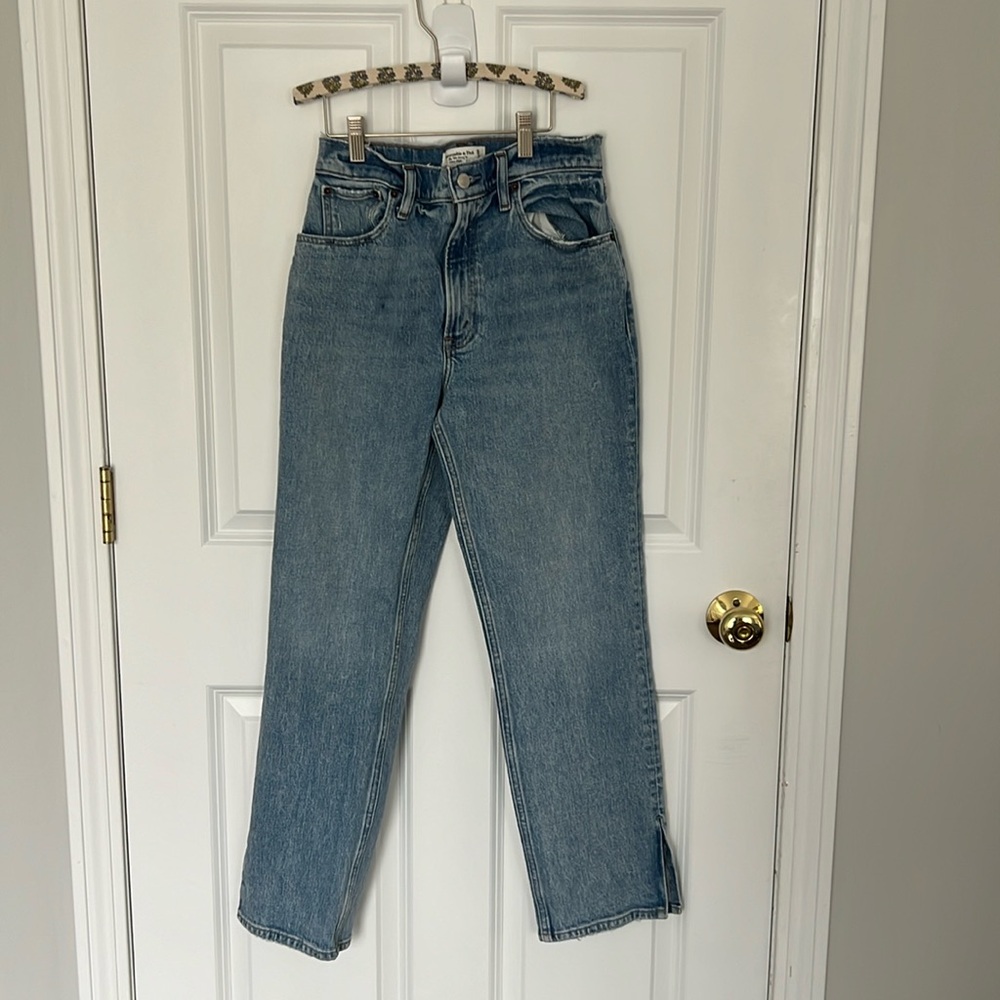 Abercrombie 90s straight jeans